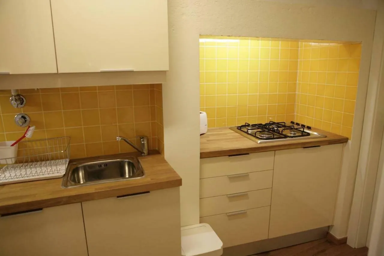 Salvador Apartment- Alfama Lisboa 0*,  Portekiz