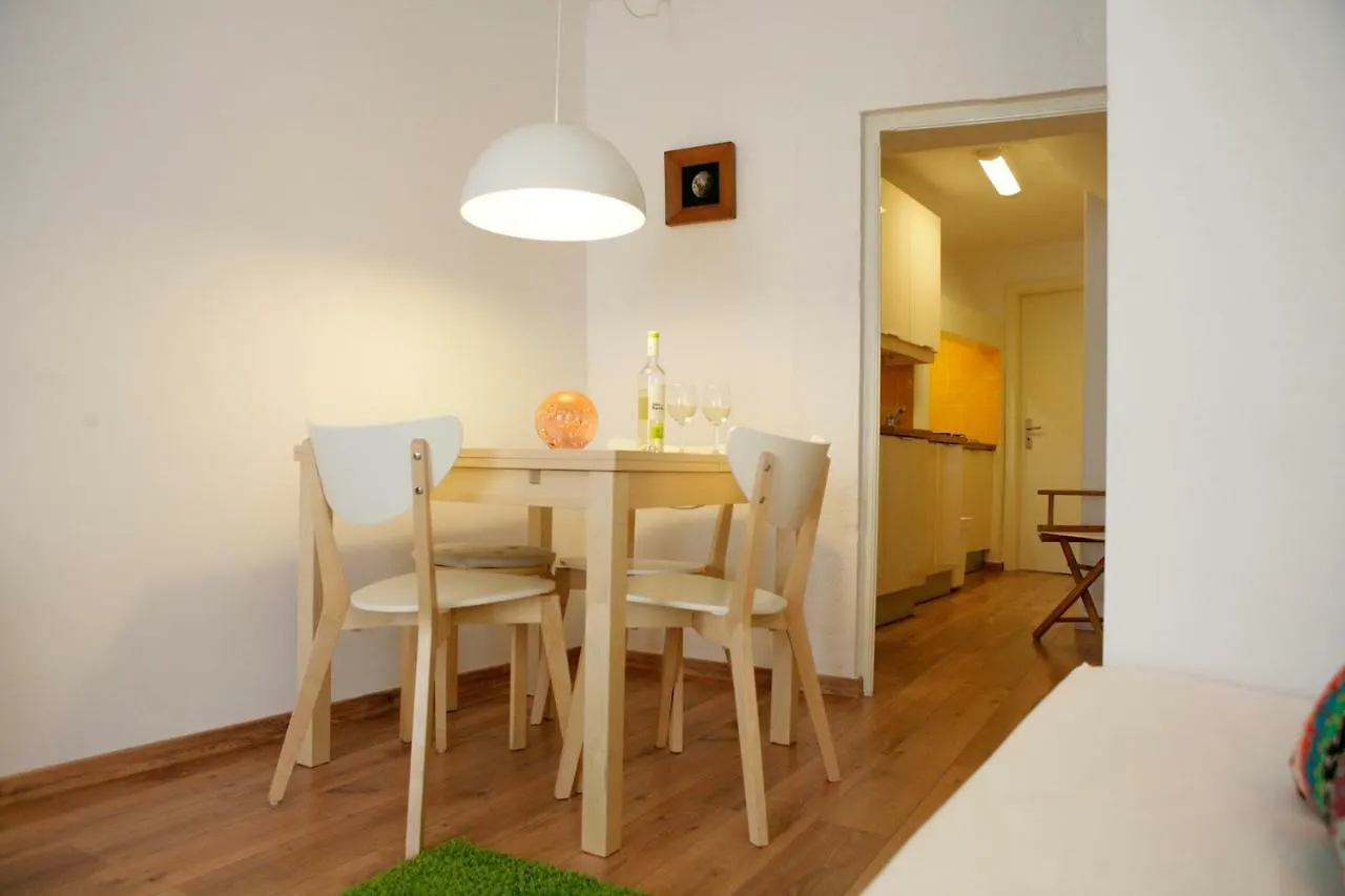 Daire Salvador Apartment- Alfama Lisboa